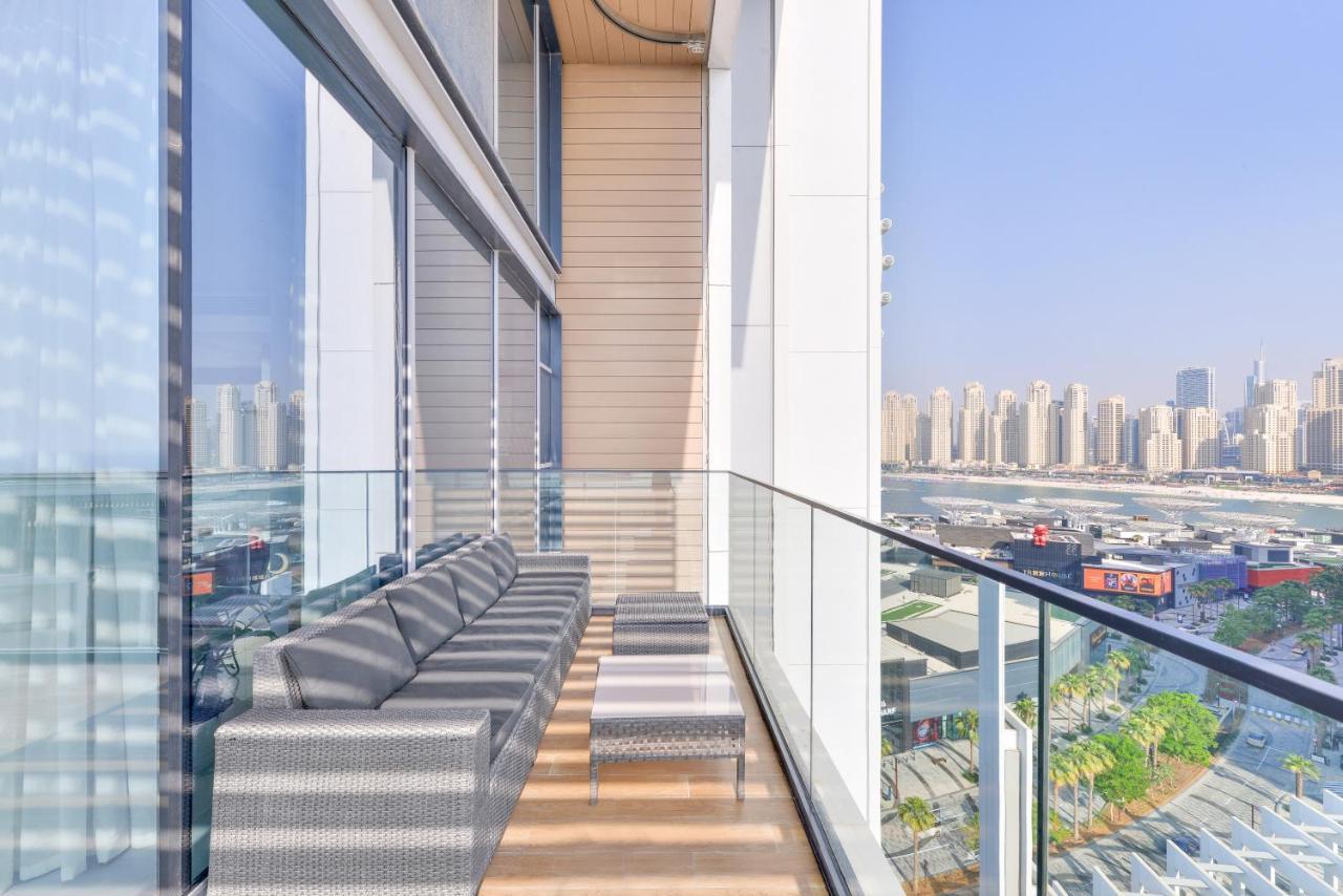 Luxe 3 Bedroom Oceanfront Apartment In The Heart Of Bluewaters Island Дубай Экстерьер фото