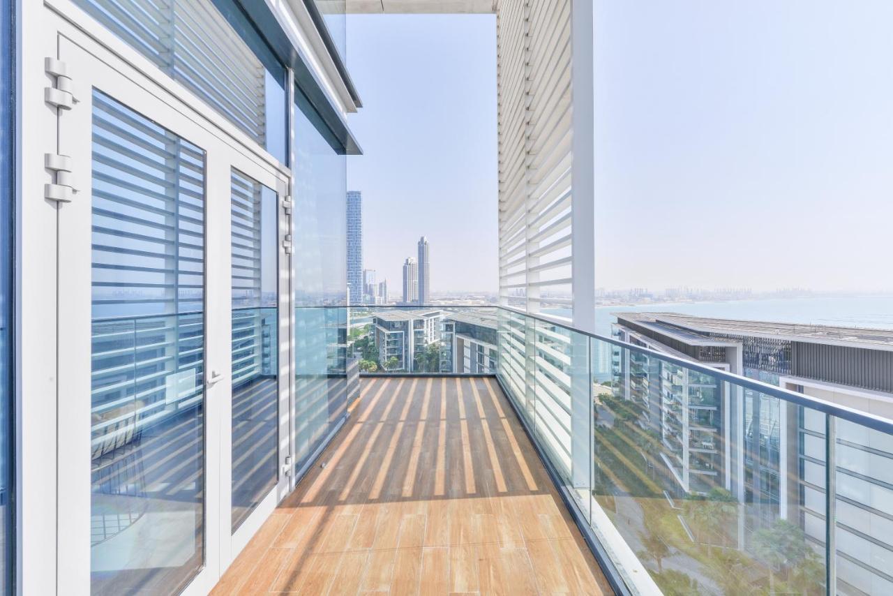 Luxe 3 Bedroom Oceanfront Apartment In The Heart Of Bluewaters Island Дубай Экстерьер фото