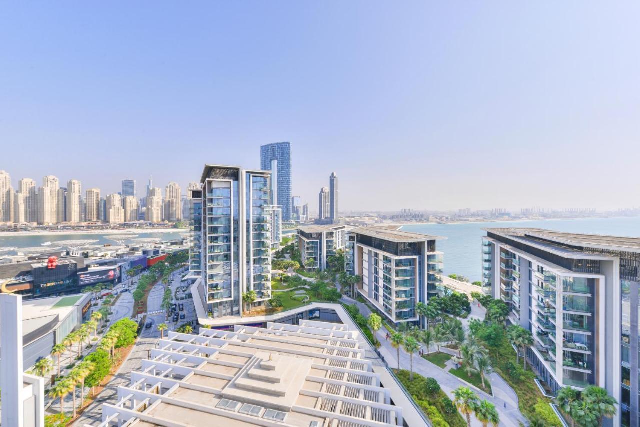 Luxe 3 Bedroom Oceanfront Apartment In The Heart Of Bluewaters Island Дубай Экстерьер фото